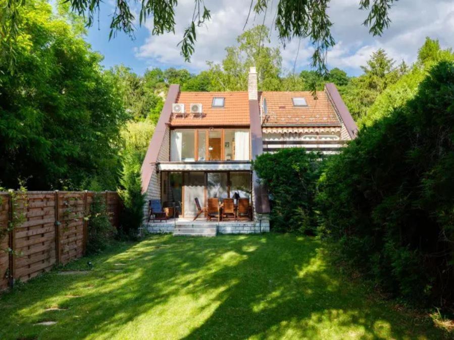 Nyaraló privát Balaton-parttal Balatonakarattya Exterior foto